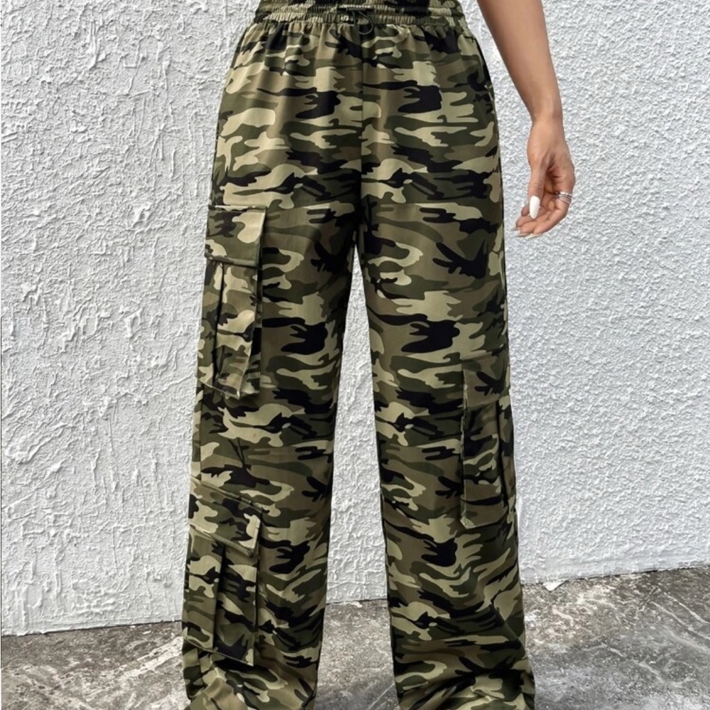 Camo Utility Cargo Pants | Drawstring Ankles | Streetwear Vibe